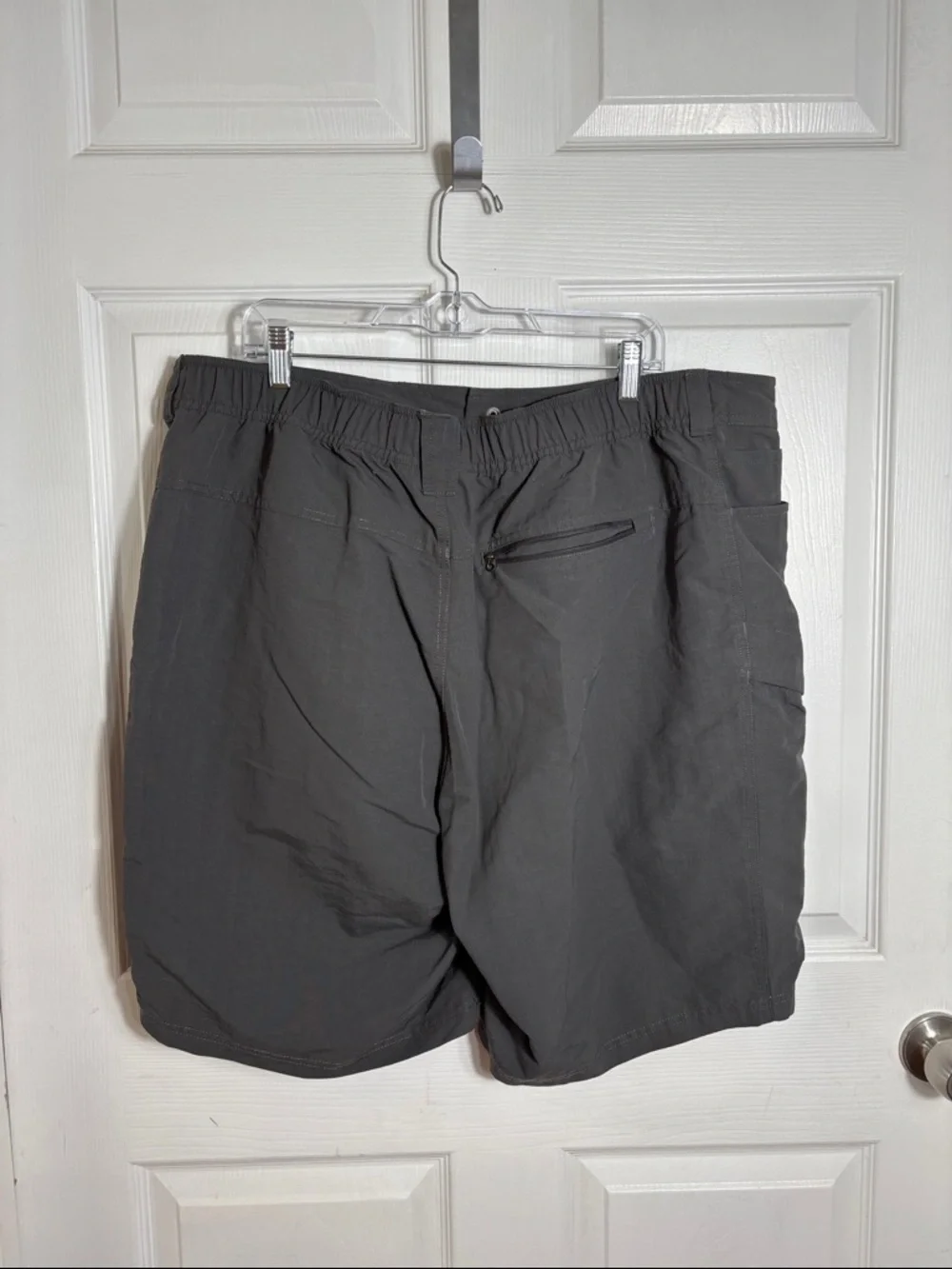 The North Face Paramount Trail Shorts Men’s XXL Gray Hiking Utility